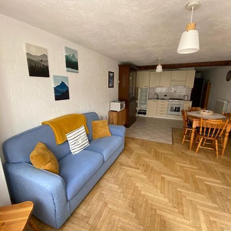Casa Vacanze A Ла Сале Екстериор снимка