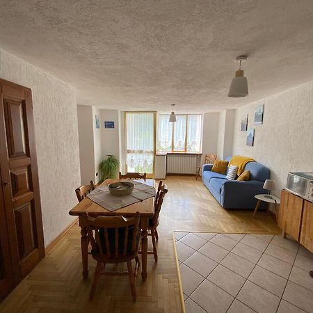 Casa Vacanze A Ла Сале Екстериор снимка