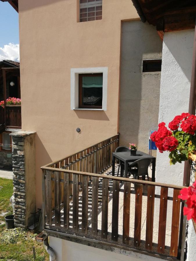 Casa Vacanze A Ла Сале Екстериор снимка