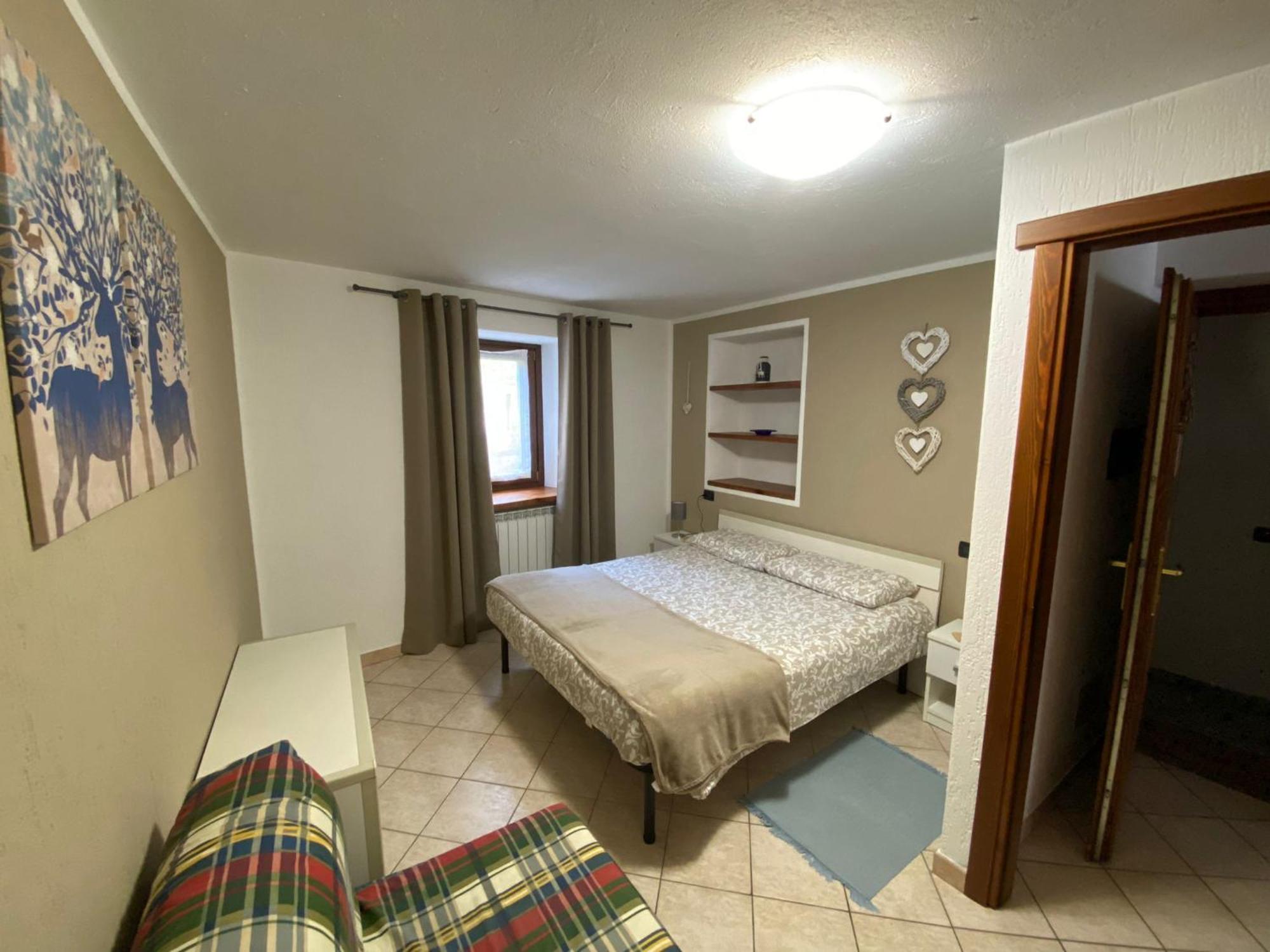 Casa Vacanze A Ла Сале Екстериор снимка